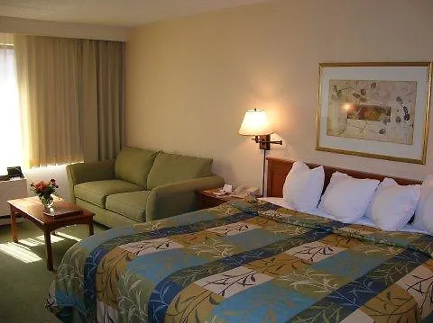 Hotel Fairfield By Marriott & Chicago 3*