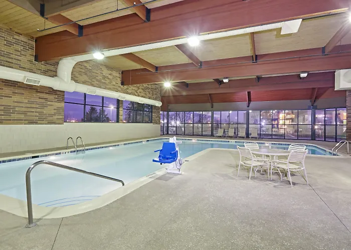 Fairfield By Marriott & Chicago Matteson