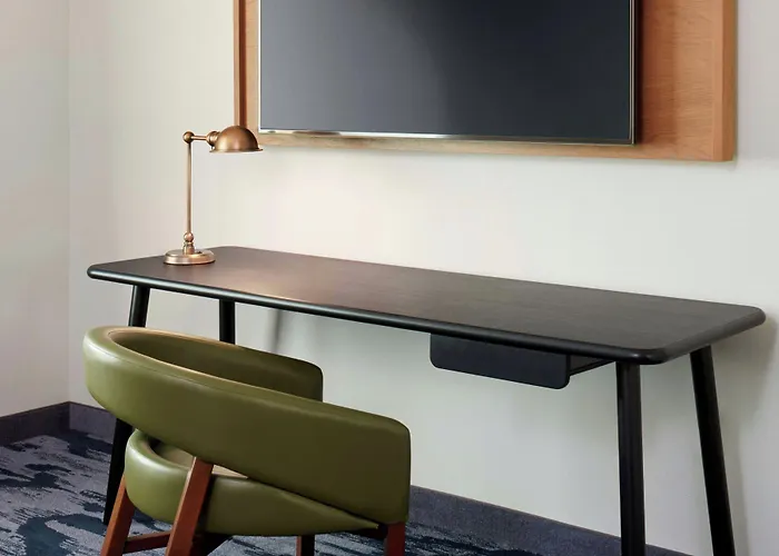 Hotel Fairfield By Marriott & Chicago 3*