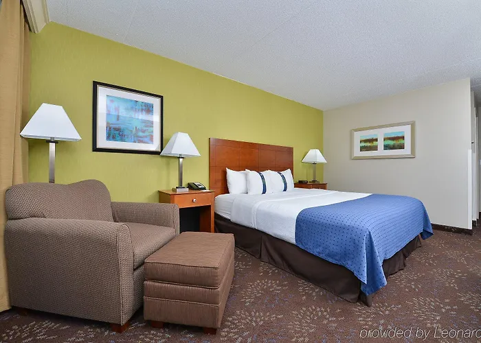 Fairfield By Marriott & Chicago Matteson