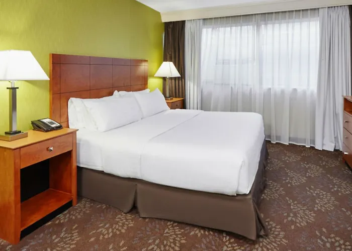 Fairfield By Marriott & Chicago Matteson